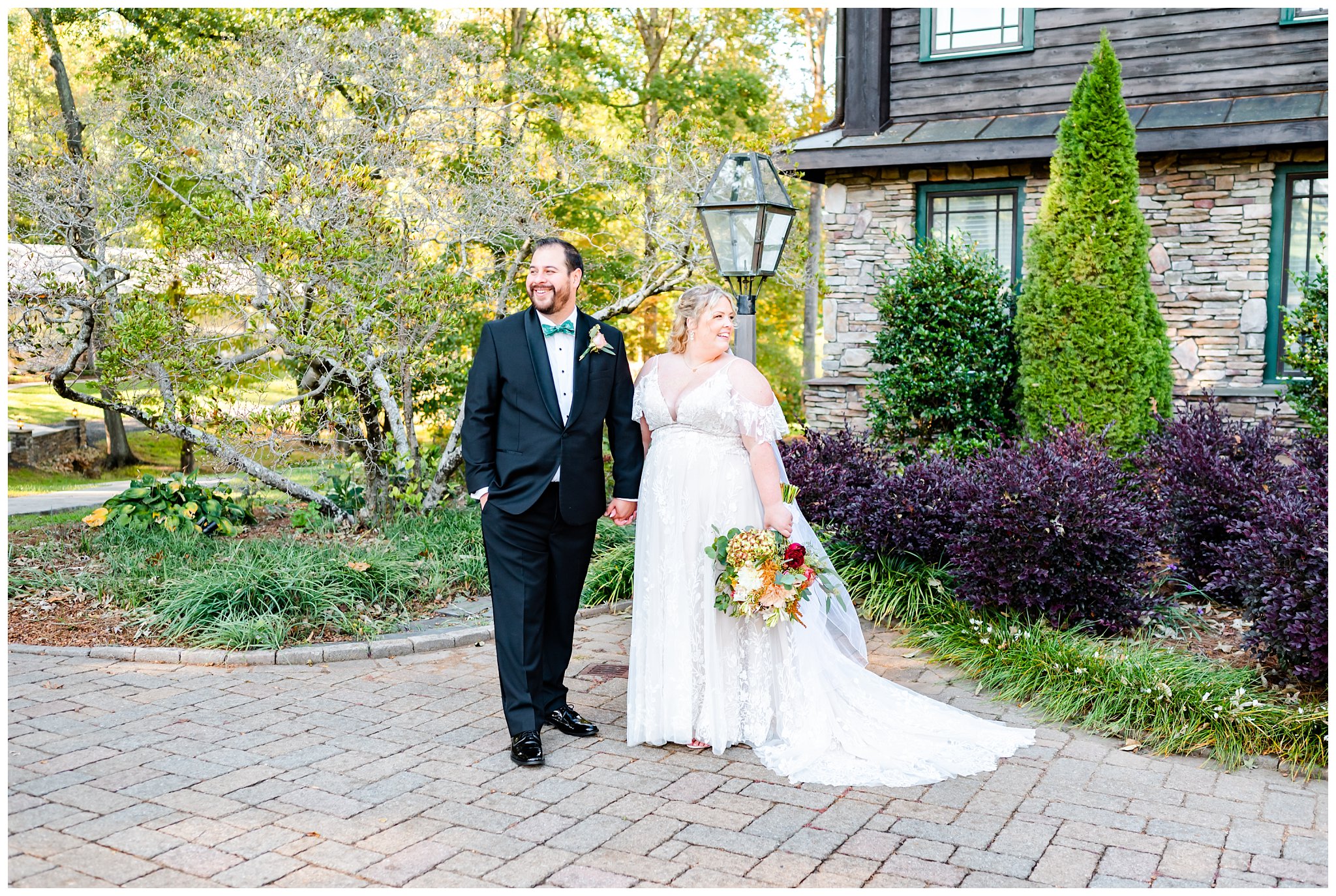Charlotte wedding photographer captures bride and groom